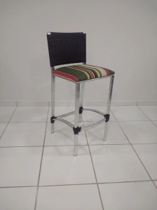 Banqueta Sol assento estofado